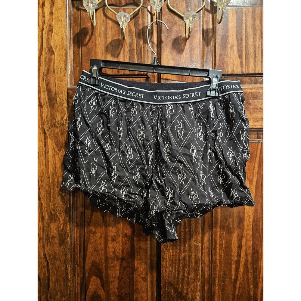 Victoria's Secret Womens Medium Black Logo Sleep Shorts Monogram Pajama Bottoms